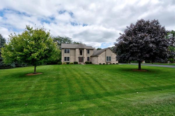 2402 Bent Tree Drive, Dexter, MI 48130