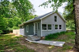 860 Chicago Dr, Grass Lake, MI 49240